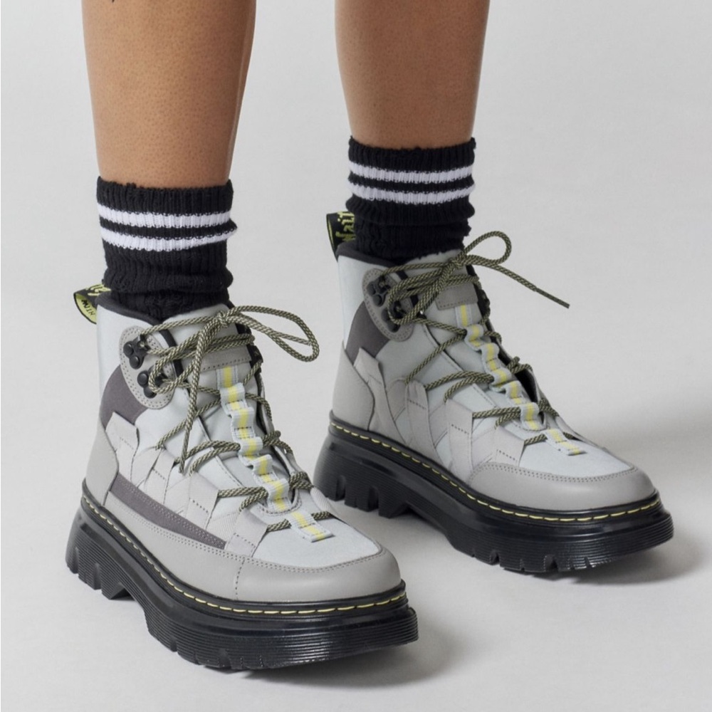 NEW! Dr. Martens Boury Hiker Boots EXECELLENT